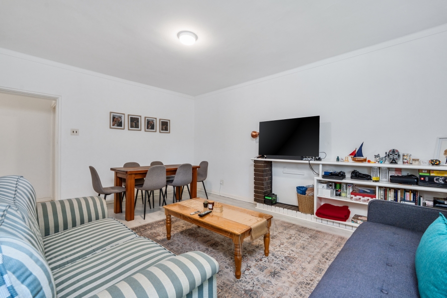 1 Bedroom Property for Sale in Oranjezicht Western Cape